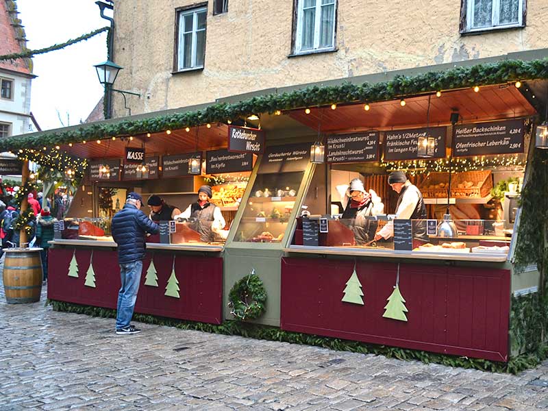 Hahns-Weihnachsstand-am-Reiterlesmarkt-in-Rothenburg-ob-der-Tauber